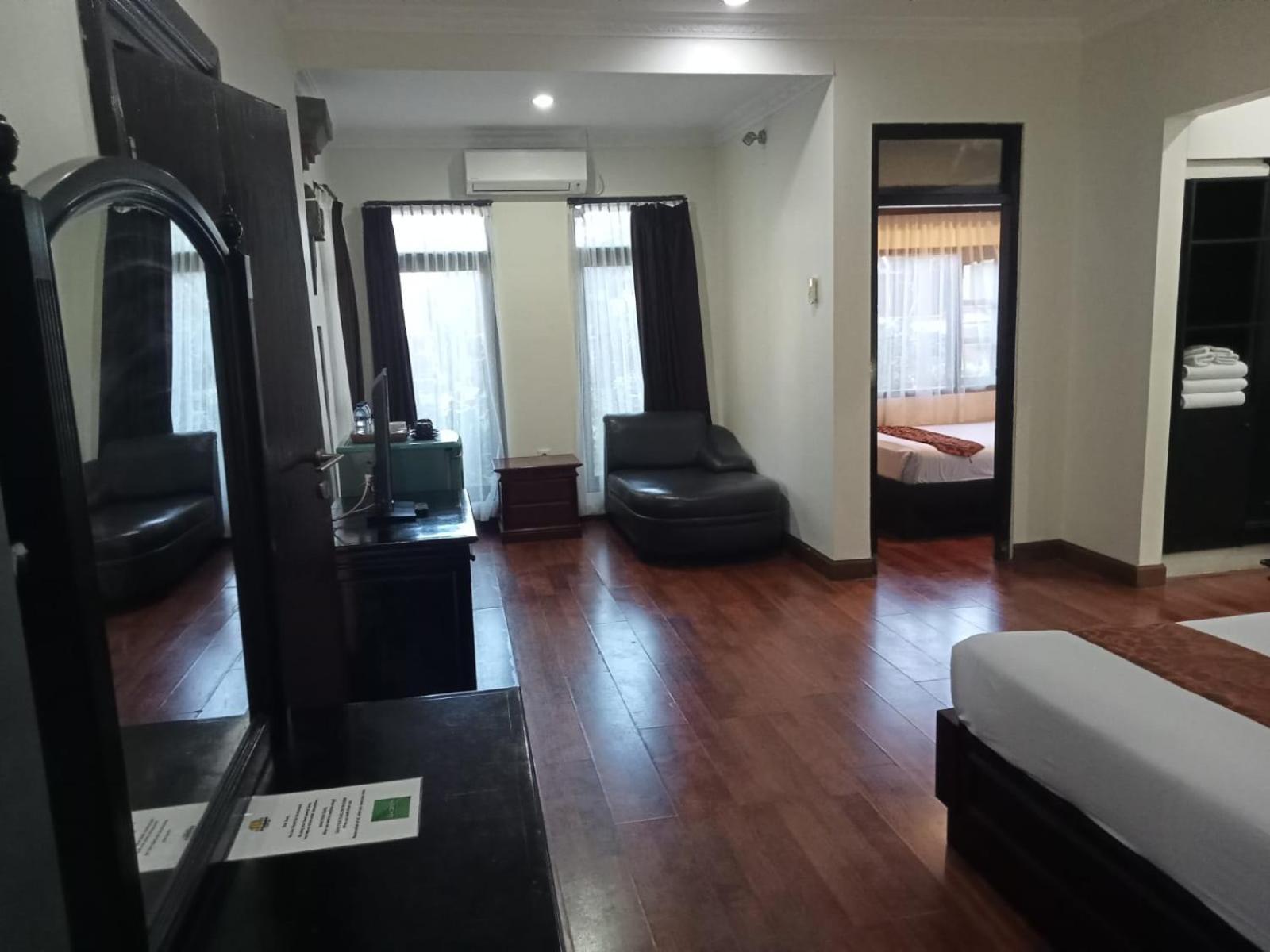 Stana Puri Gopa Hotel Sanur  Exterior photo
